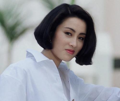 和刘德华拍与龙共舞而爆红的张敏,现在过得怎么样了