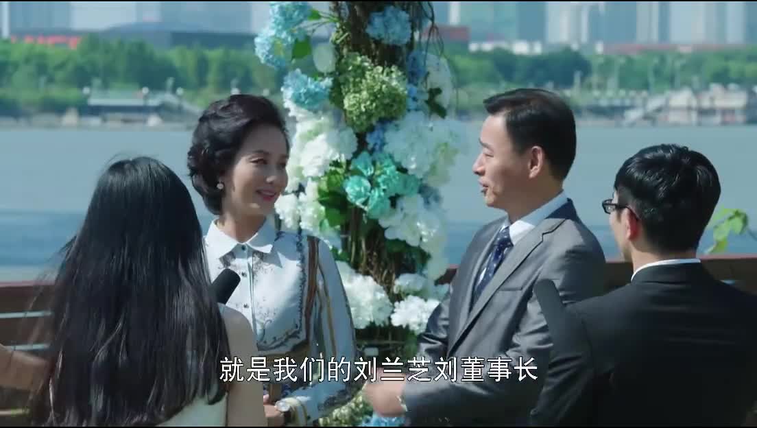 风光大嫁美女显摆文采却被总裁秒杀