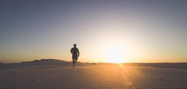 背影,在未来见证,一切不可能化作可能_高清图集_新浪网