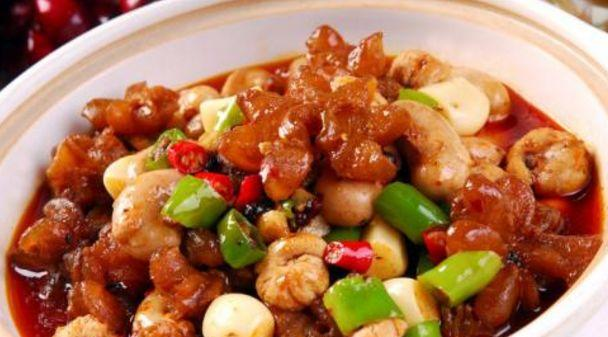 只适合爆炒或者是红烧的,不管是那种做法,通过烹饪后的鸡腰子吃起