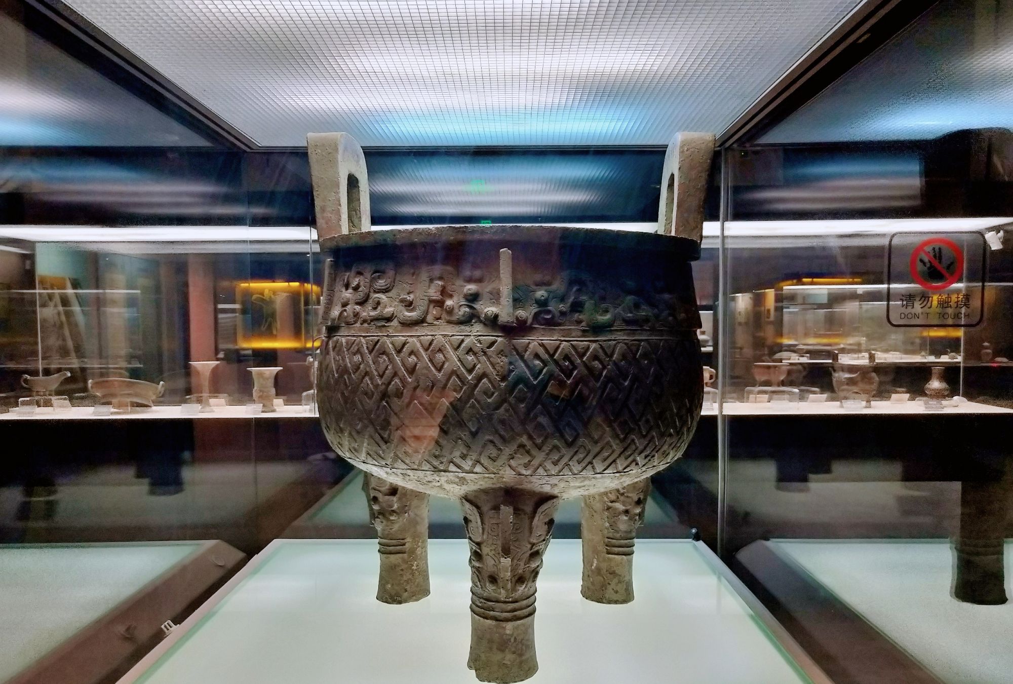 西安博物院的青铜器文物展,用途各不相同,极为珍贵值得一看