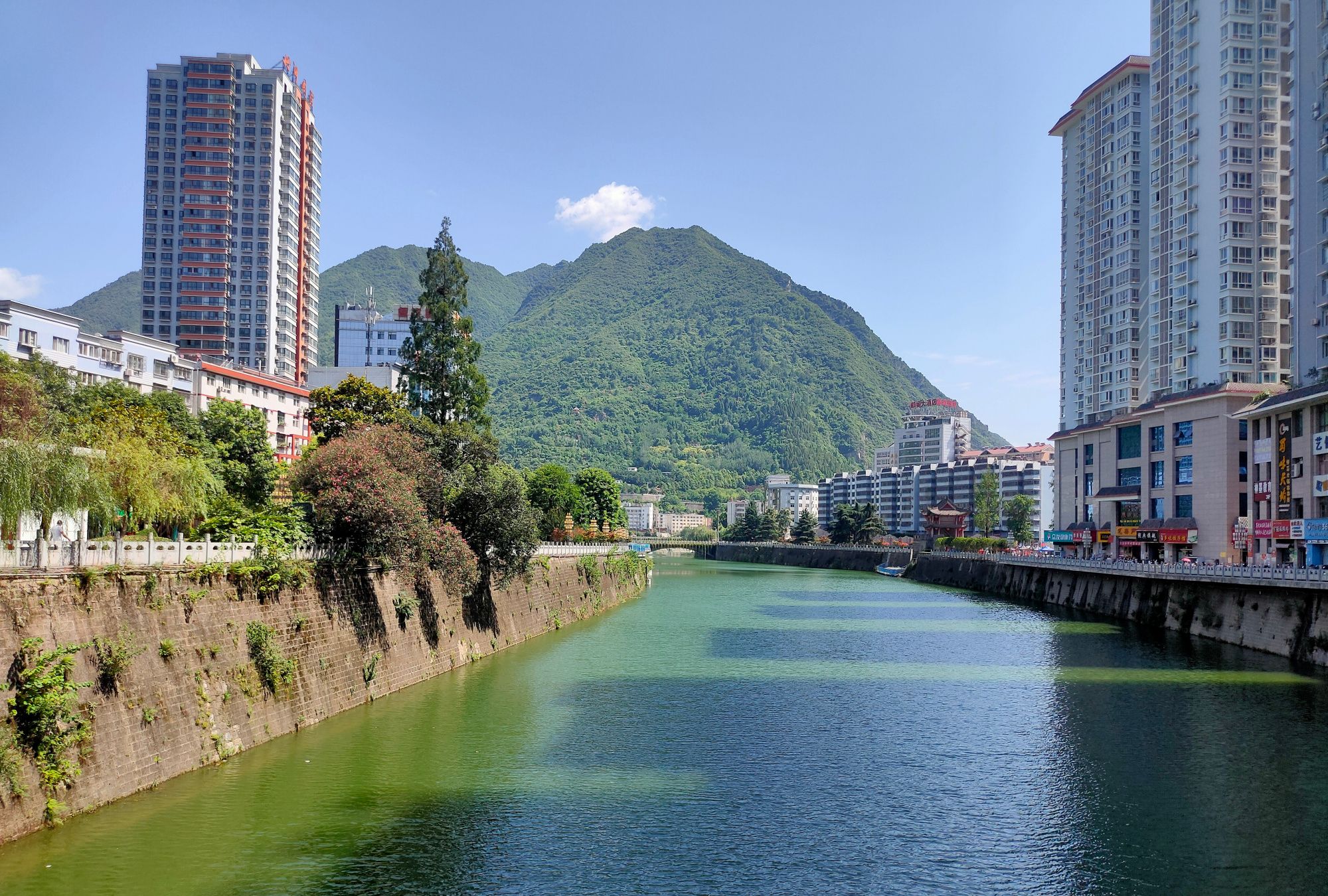 秦岭山城略阳,雨后的景色很迷人,犹如仙境_高清图集_新浪网