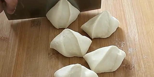 发面包子怎么发面(发面包子怎么发面窍门)