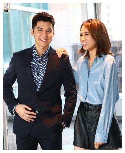 汤怡首拍床戏称很信任陈家乐但家乐太过投入拉低汤怡短裤