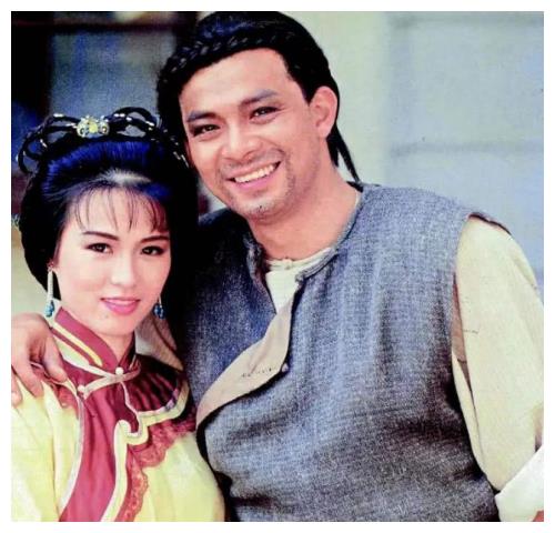 娱乐圈著名演员,给观众带来很多经典的角色,比如《天龙八部》中的乔峰