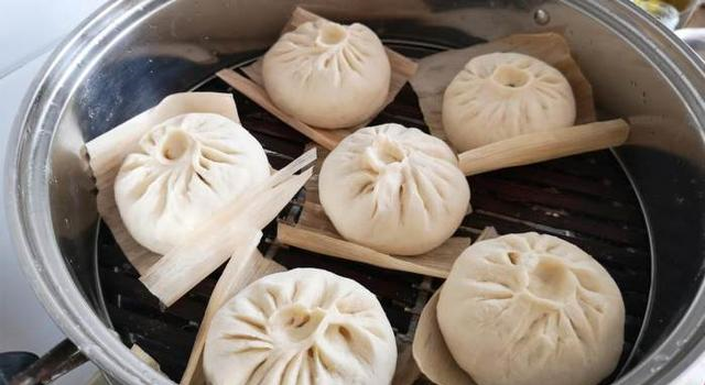 茄子不要再炒着吃了，这种做法更美味，鲜美多汁，一顿3个不够吃休闲区蓝鸢梦想 - Www.slyday.coM