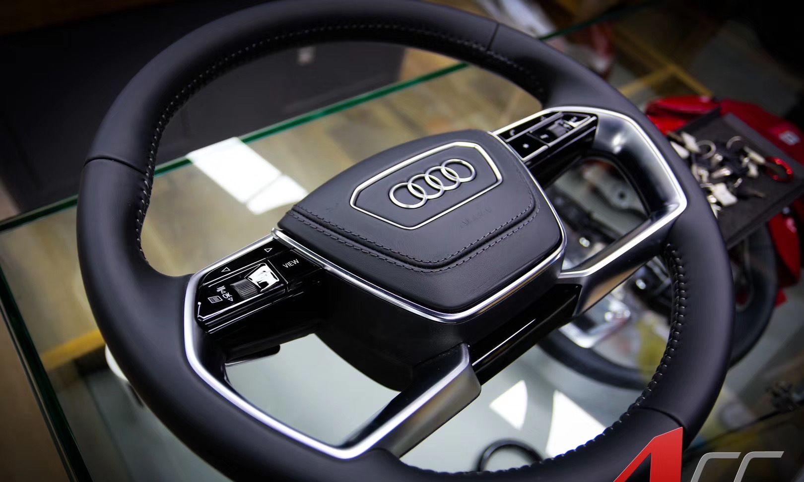 奥迪a8方向盘,让你的爱车开得更得心应手,试试就知道了