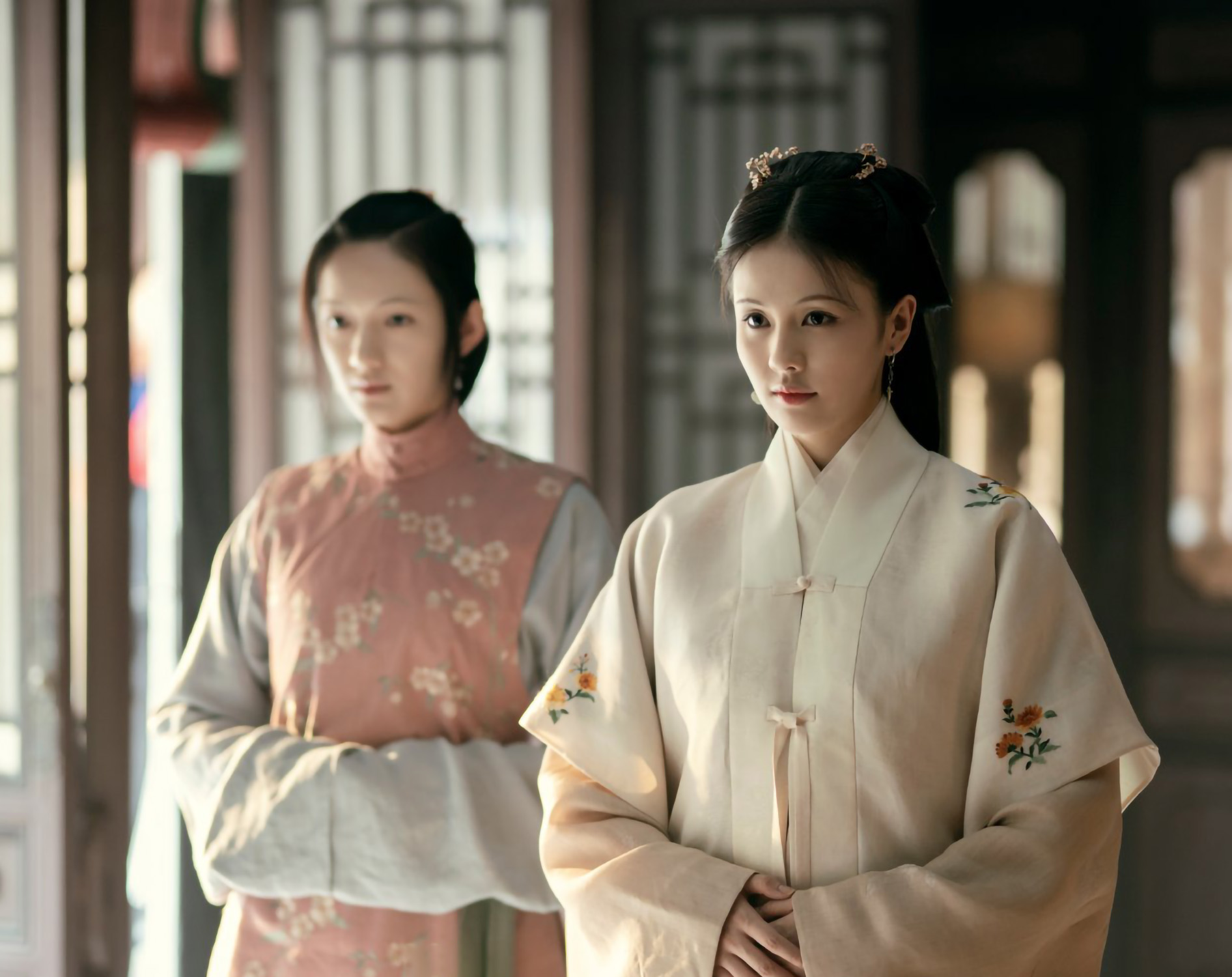 玉楼春林少春才是常嬷嬷的亲闺女吧小雅只是工具人