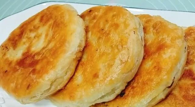 香酥肉饼原来这么简单,和面比例制作手法教给您,在家就可以做|肉饼
