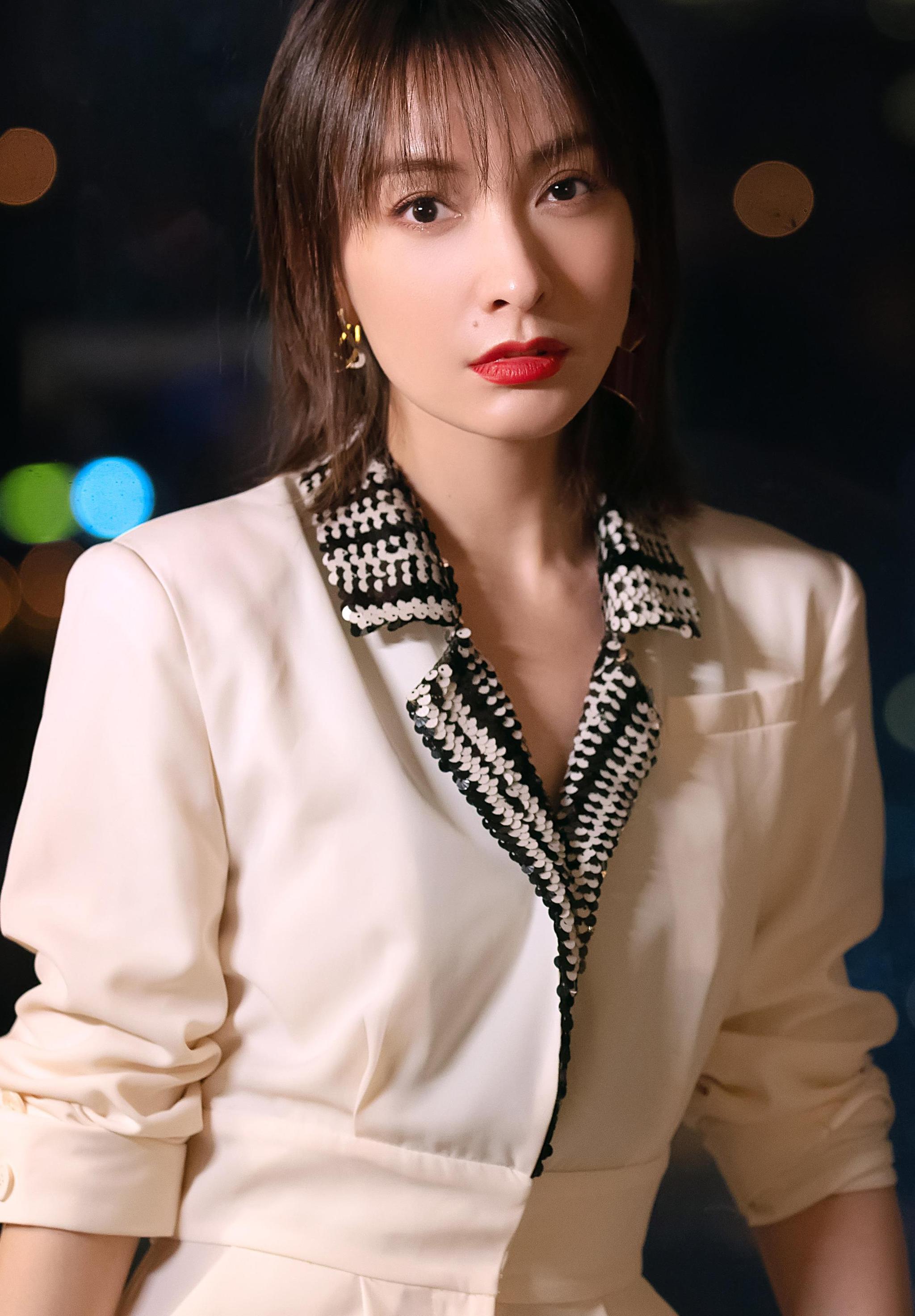 女神吴昕:第5045期气质潮流美图欣赏