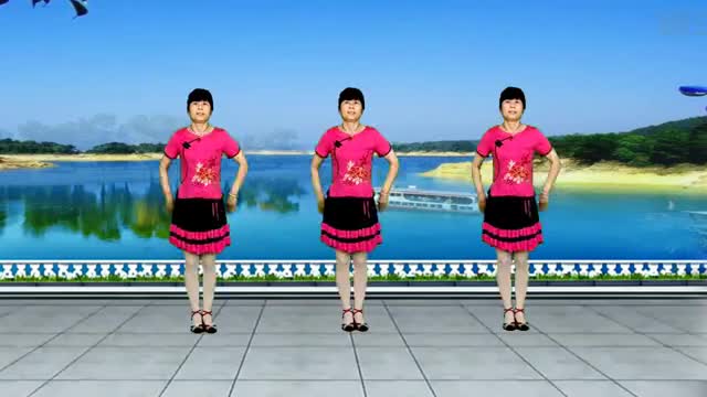 优美三步踩广场舞《爱的思念》歌曲优美动听,舞蹈好看又好学