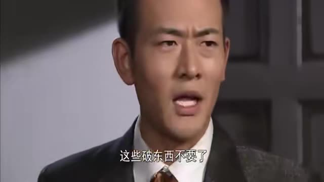 娘心：心机女见钱眼看，竟连母亲和哥哥都要抛弃，太冷血无情