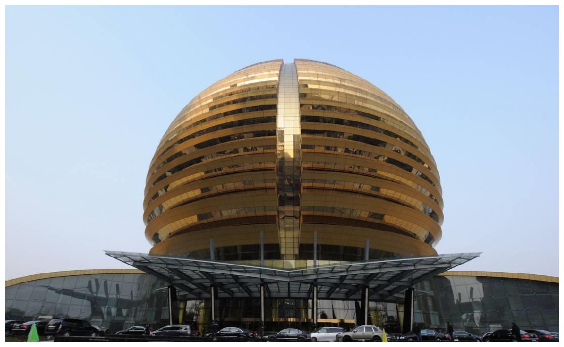 但这座建筑的知名度和所发挥出的作用却非常大,这也是杭州人当地比较