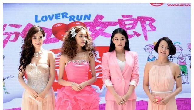 阿雅的活佛老公,终于露真容了,女儿都六岁了,三人享受天伦时光__财经头条