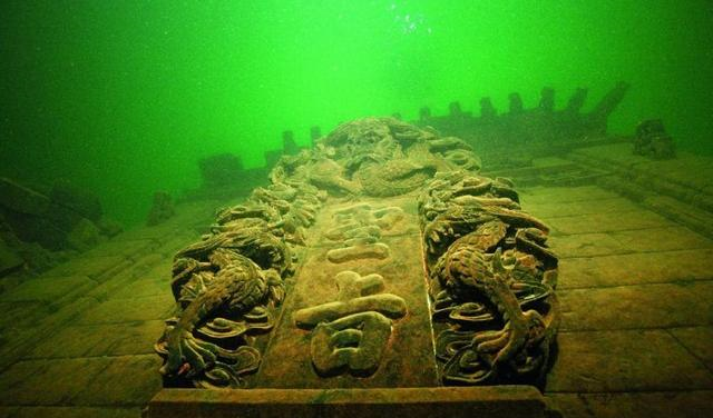 盗墓笔记中的张家古楼原型出现,这座沉睡湖底的千年古城被唤醒!