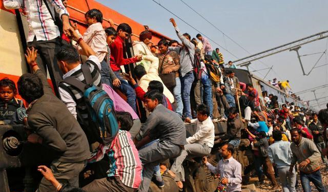 印度人口超_预计最快5年后,印度人口总数将超越中国居世界第一(2)