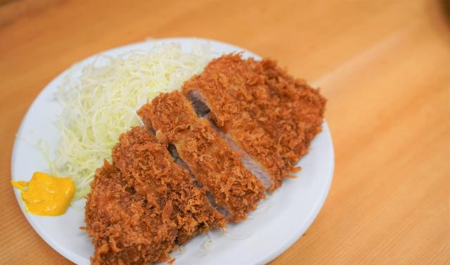 日本人一般吃什么油,为啥油炸食品很多,每天都吃也不会发胖?休闲区蓝鸢梦想 - Www.slyday.coM 日本人一般吃什么油,为啥油炸食品很多,每天都吃也不会发胖?休闲区蓝鸢梦想 - Www.slyday.coM