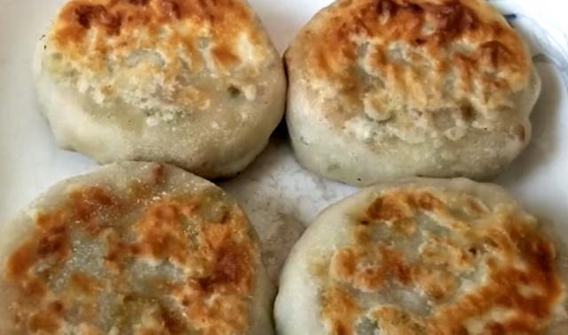 芸豆别再炒着吃了,加一块猪肉,一蒸一烙,馅料充足,上桌遭疯抢休闲区蓝鸢梦想 - Www.slyday.coM 芸豆别再炒着吃了,加一块猪肉,一蒸一烙,馅料充足,上桌遭疯抢休闲区蓝鸢梦想 - Www.slyday.coM