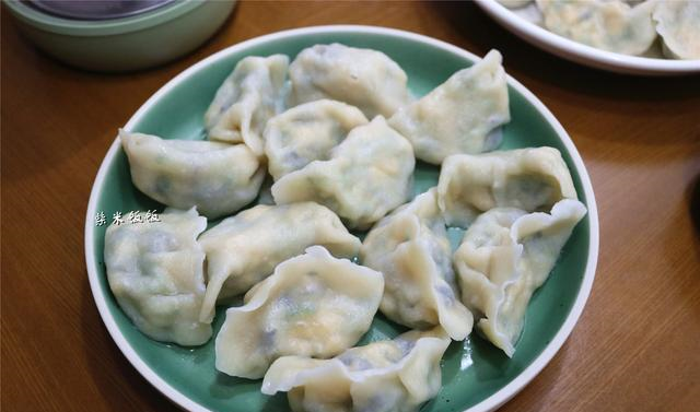 都说这馅的饺子好吃，我也赶紧试试，果然比肉饺子还香休闲区蓝鸢梦想 - Www.slyday.coM
