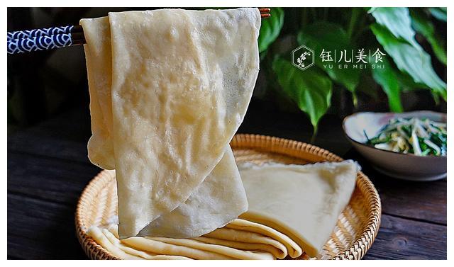 开工了,早餐给家人这样做春饼,不蒸不揉面不刷油,又薄又筋道__财经头条
