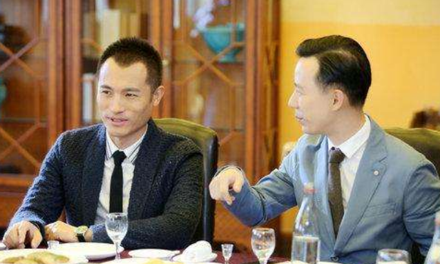 喝酒时，酒量不好可以不喝，但这几句话不要乱说，不然会遭人厌烦休闲区蓝鸢梦想 - Www.slyday.coM