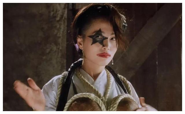 看到她的"玉女"形象,不敢置信!