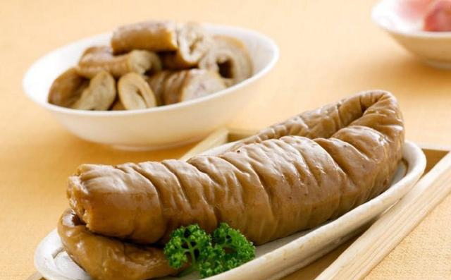 让老外“疯狂”的4大中国美食，第一种就把贝爷给吃“哭”了休闲区蓝鸢梦想 - Www.slyday.coM