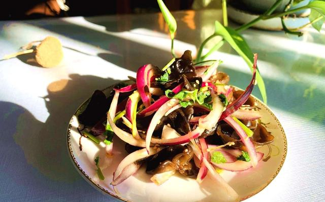 你只知洋葱可提升免疫力、预防感冒,却不一定知道这样吃效果更好休闲区蓝鸢梦想 - Www.slyday.coM 你只知洋葱可提升免疫力、预防感冒,却不一定知道这样吃效果更好休闲区蓝鸢梦想 - Www.slyday.coM