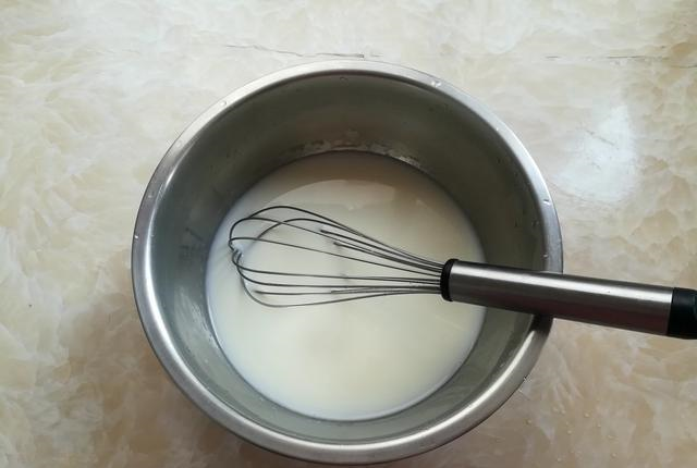 蛋挞这做法真省事，1盒牛奶2个蛋，外酥里嫩满嘴香，孩子超爱吃休闲区蓝鸢梦想 - Www.slyday.coM