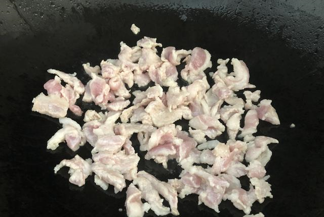 它是潮汕最常见的小吃，用来炒肉特香，上桌汁都不剩，好吃又下饭休闲区蓝鸢梦想 - Www.slyday.coM
