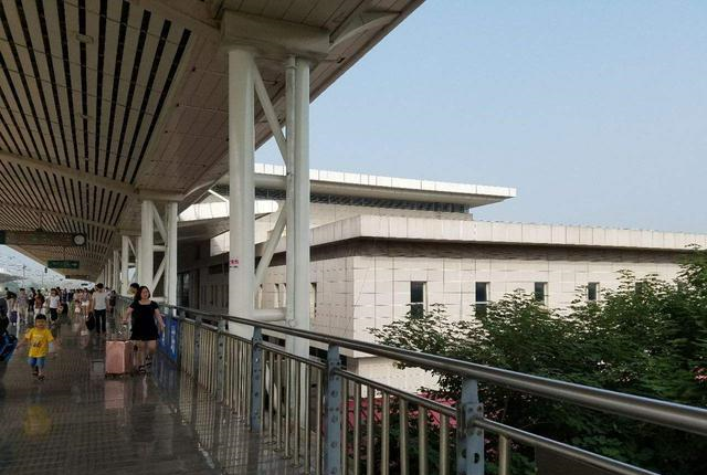 河南gdp第一县_华中地区前20强城市GDP,武汉第一,长沙第二,河南超过半数(2)