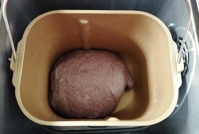 烘焙达人分享的这个配方，不用烤箱也能做出柔软好吃的粗粮面包休闲区蓝鸢梦想 - Www.slyday.coM