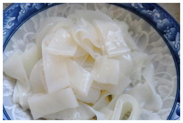 不用揉面洗面,用澄粉还能做凉皮__财经头条