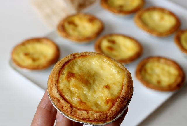 蛋挞这做法真省事，1盒牛奶2个蛋，外酥里嫩满嘴香，孩子超爱吃休闲区蓝鸢梦想 - Www.slyday.coM