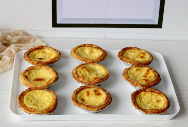 蛋挞这做法真省事，1盒牛奶2个蛋，外酥里嫩满嘴香，孩子超爱吃休闲区蓝鸢梦想 - Www.slyday.coM