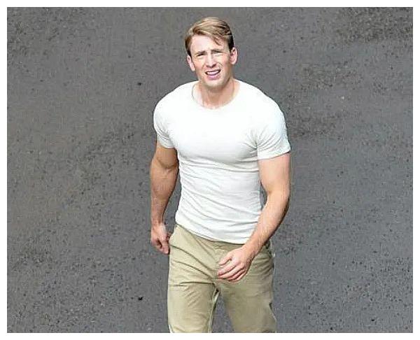 美国队长私照泄露全世界疯狂网友这肉体太可了