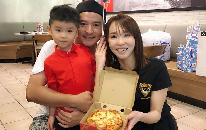 范文芳李铭顺全家澳洲游玩,网友:这不就是现实版的父母爱情_高清图集