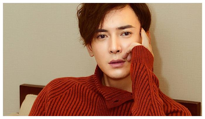 他曾一年拍戏361天,被称为横店一哥,一顿能吃七碗米饭