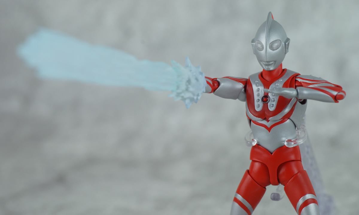 1 / 4 佐菲奥特曼:佐菲奥特曼是奥特兄弟的大哥,其光线技能m87光线是