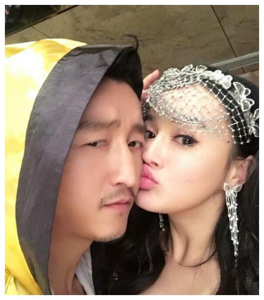 冉莹颖分享李维嘉文字笑脸相迎,却冷落老公邹市明