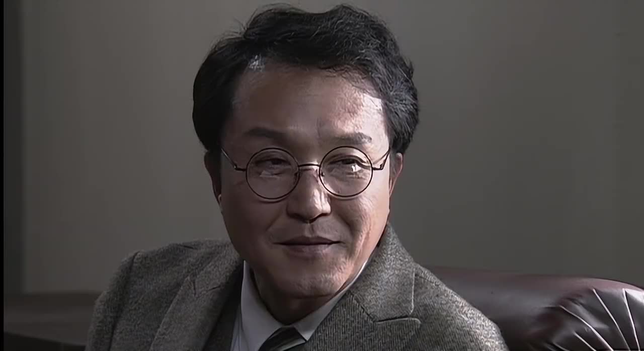 潜伏余则成晋升中校怎料陆桥山上面有人副站长位置还是他