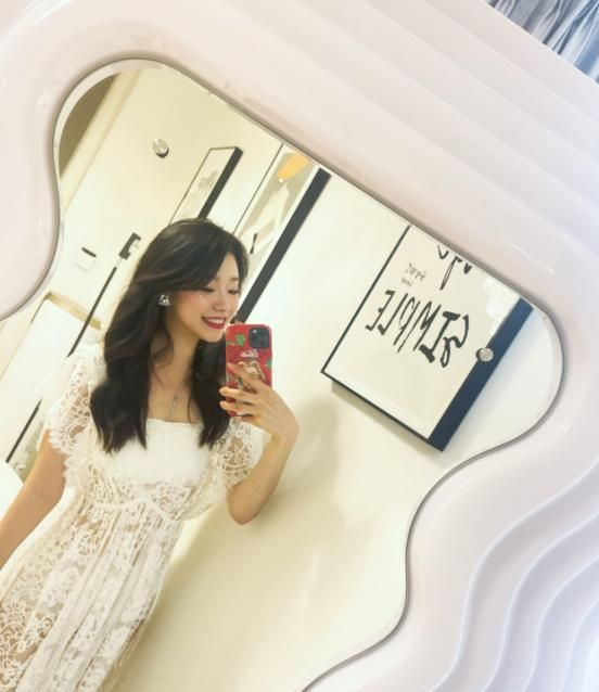 乔家的儿女小三扮演者梁文慧日常私服有灵气充满少女感