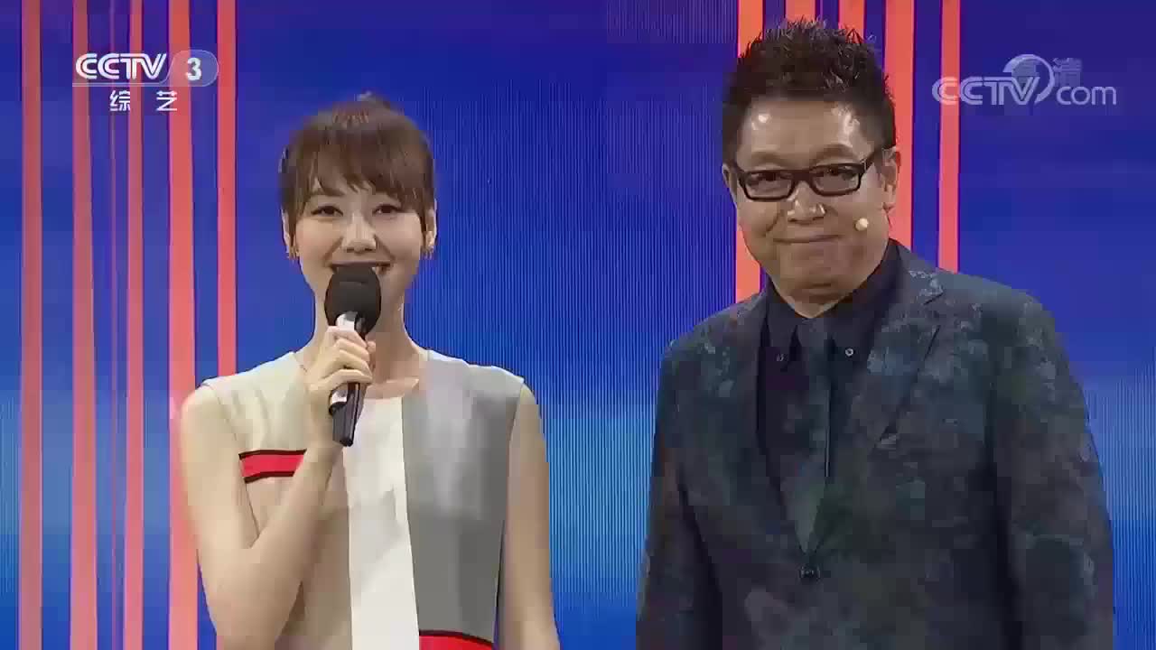 为您推荐: 王为念老搭档王芳登台,现场吐槽王为念逗笑全场向幸福出发