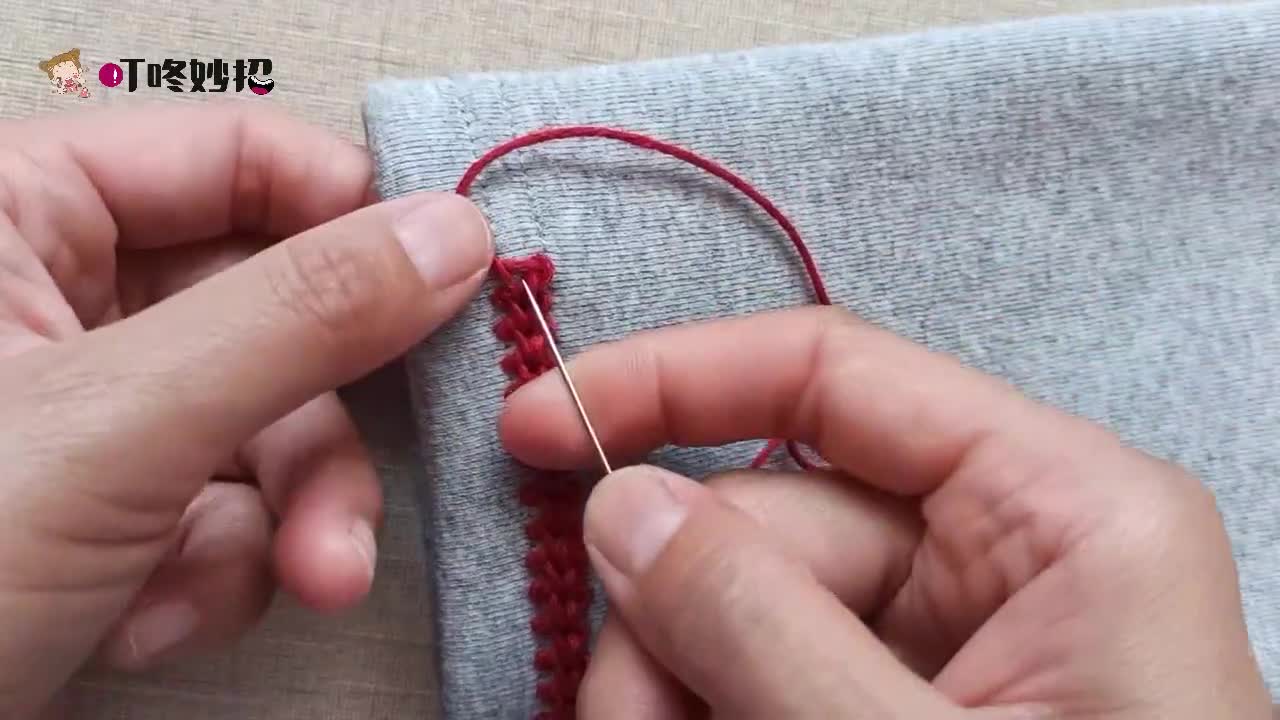 衣服过时不喜欢教你缝几针:清新雅致,缝到领口袖口底边超好看