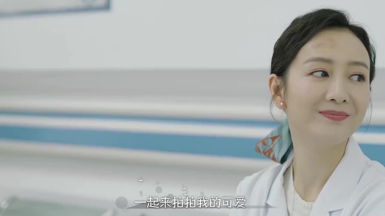 生活万岁:曾志婷护士装来袭,白衣天使给人十足安全感