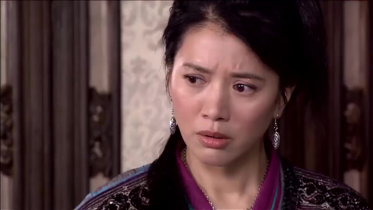 龙门镖局盛秋月独自离开陆三金和蔡八斗回来路上以为有刺客