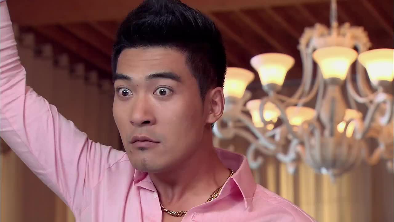 海岛救护队盛楠将花少彦绑起来然后独自带着胶带去找麦克