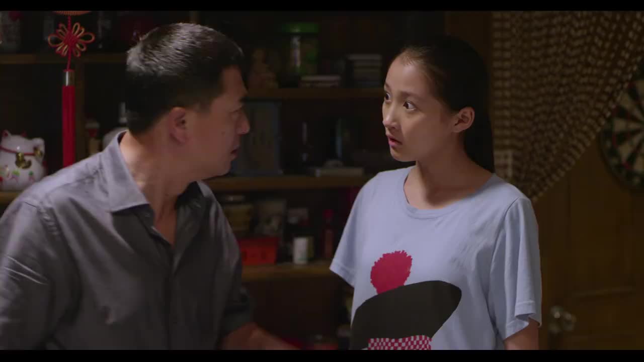 一仆二主杨树苗对杨树的话进行反驳杨树对付两人两头忙