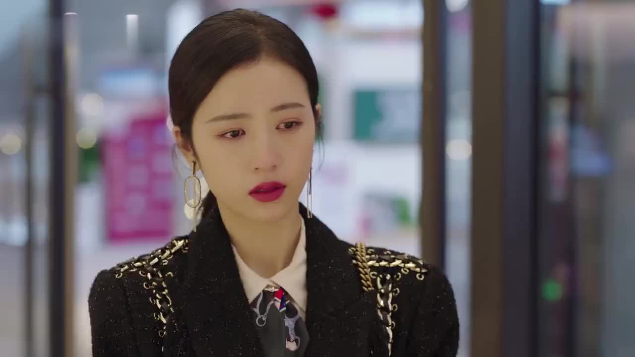 从结婚开始恋爱鹿方宁得知凌睿的经历感同身受订下全部面包