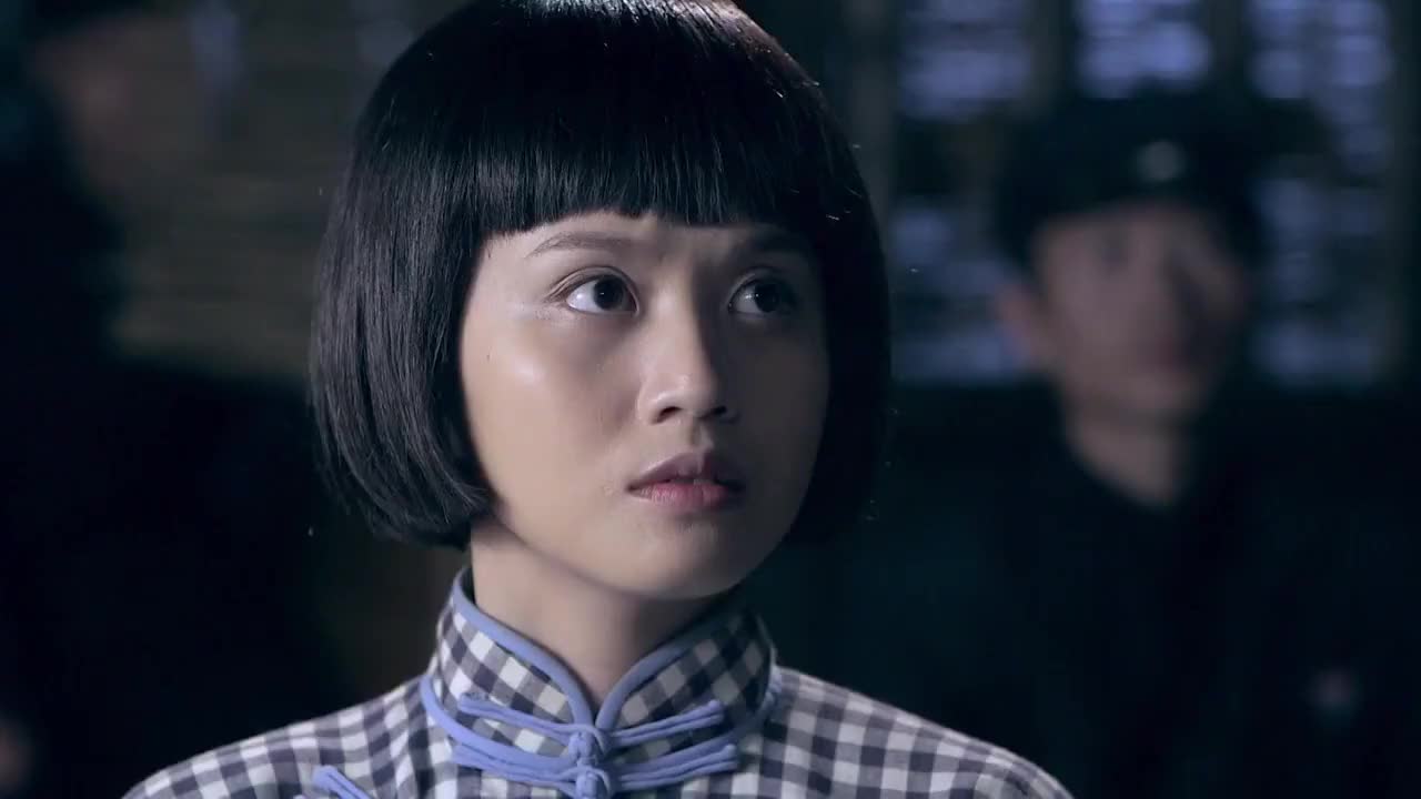 雪豹坚强岁月小雨出面欲帮助周文准备带周文逃离